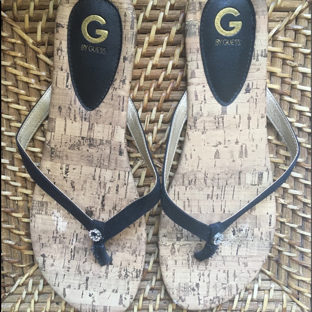 Size 10 Guess canvas & cork flip flops